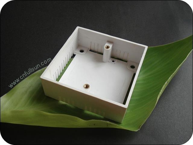 Single Gang PVC Pattress Box